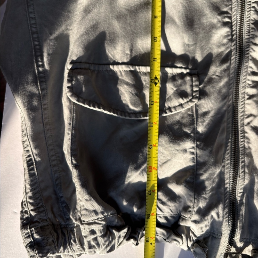 Abercrombie & Fitch‎ Cropped Light Green Utility Jacket - Picture 8 of 11